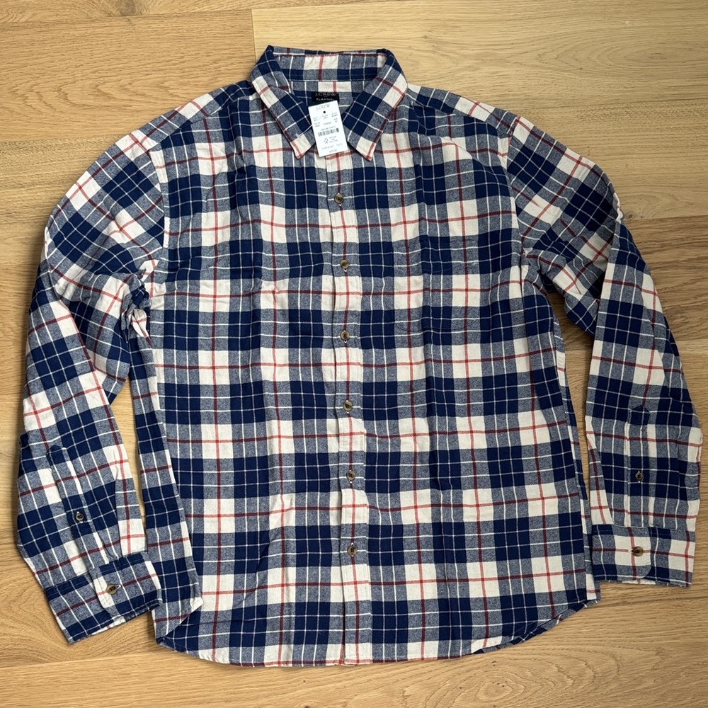 Men's Navy and White Plaid Flannel Button-Up Shirt